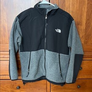 The North Face Boys Youth XL Denali Fleece Jacket Full Zip Gray Black